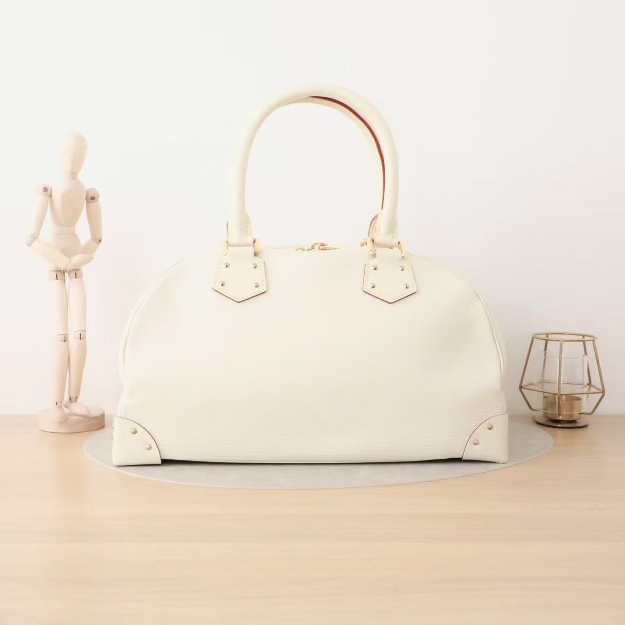 Louis Vuitton white Suhali superbe handbag